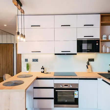 Luxury W. Views In Old Town * Kosice