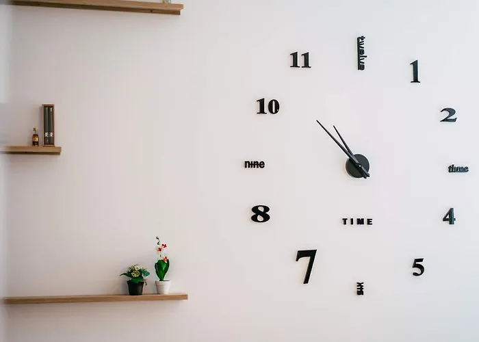 Apartment Luxury W. Views In Old Town